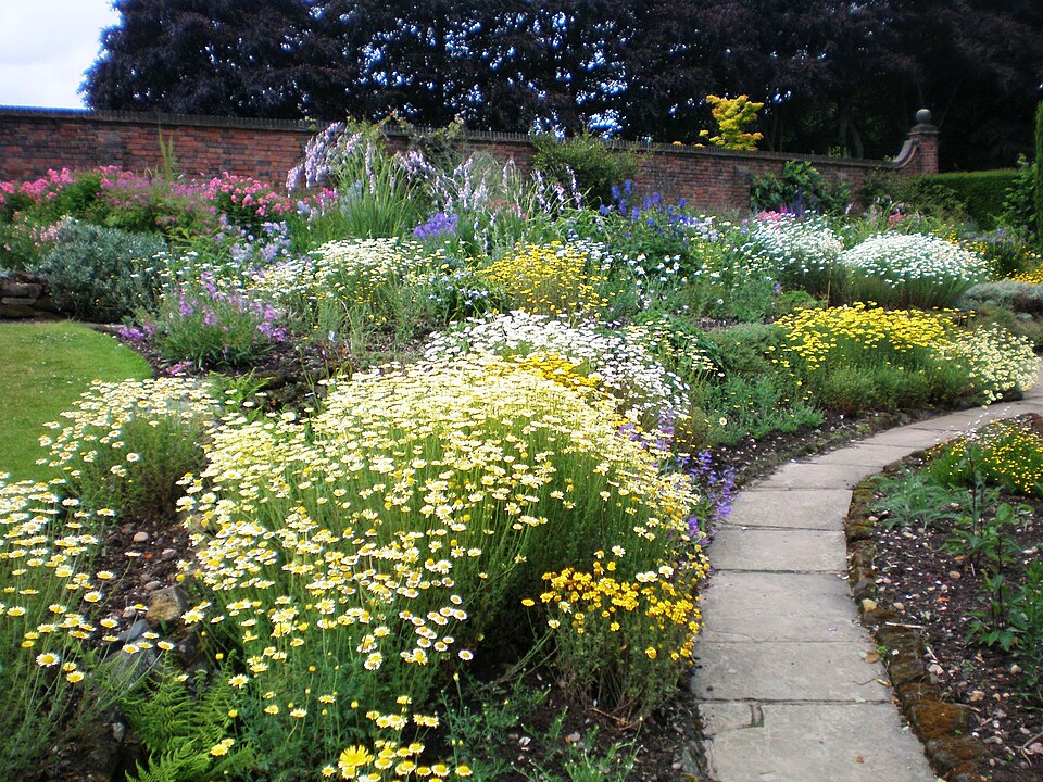 Winterbourne House and Garden（United Kingdom）