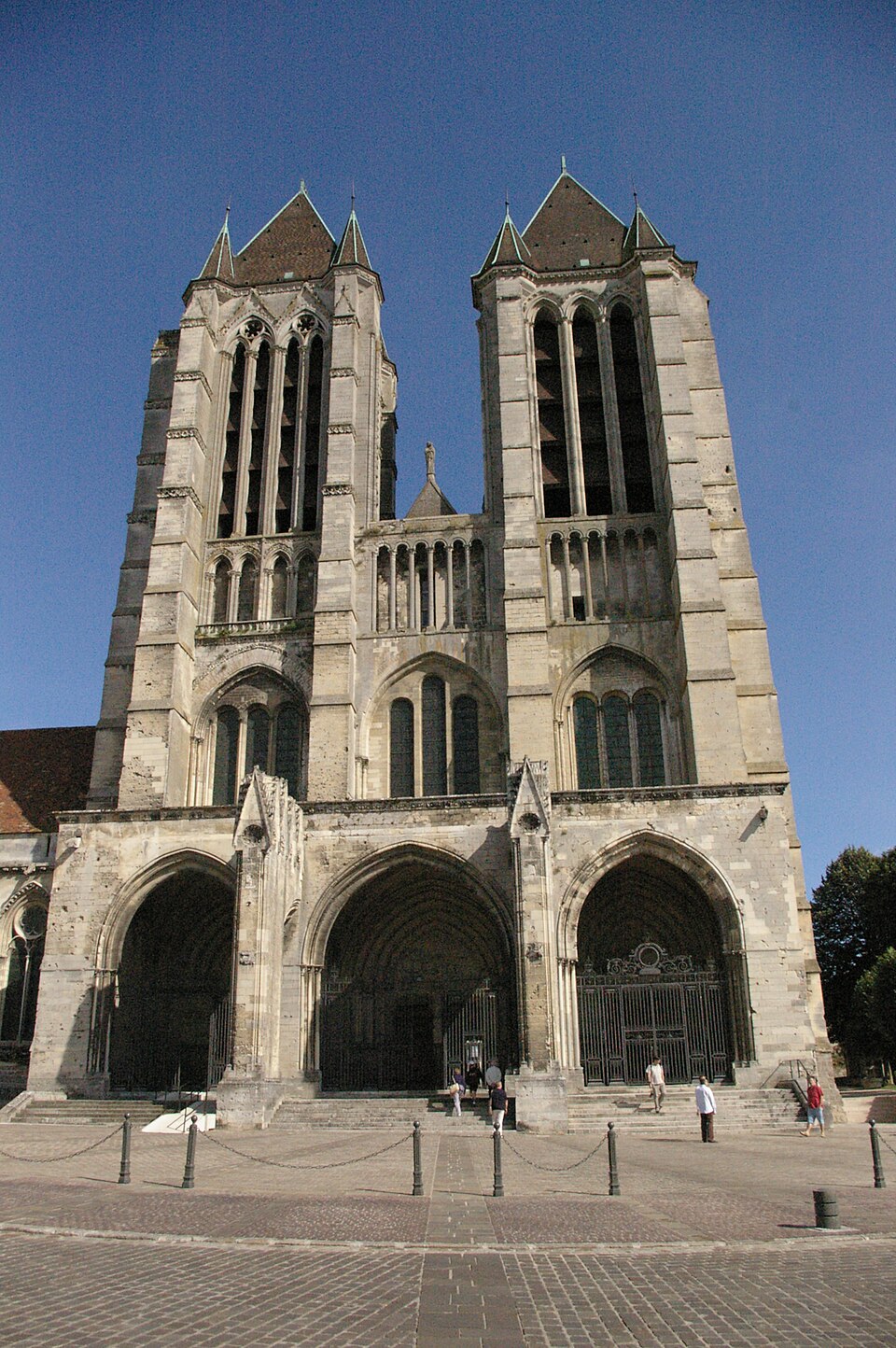 Noyon Cathedral（France）