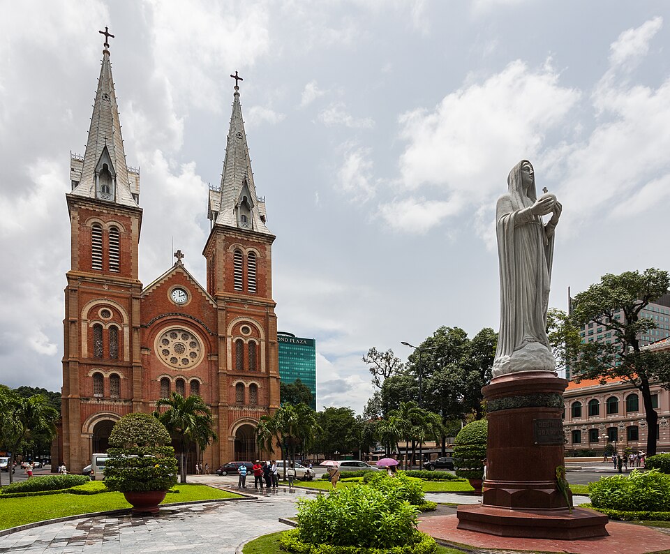 Saigon Notre-Dame Basilica（Vietnam）