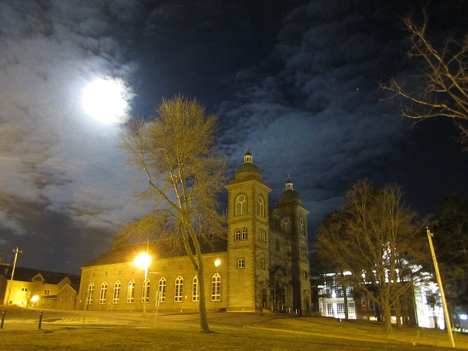 St Ninian's Cathedral（Canada）
