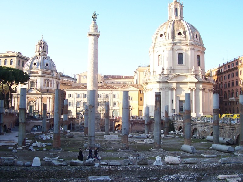 Historic Centre of Rome, the Properties of the Holy See in that City Enjoying Extraterritorial Rights and San Paolo Fuori le Mura（Italy）