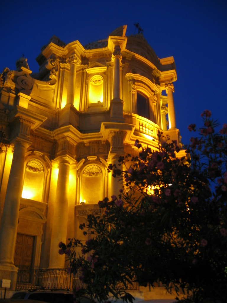 Late Baroque Towns of the Val di Noto（Italy）