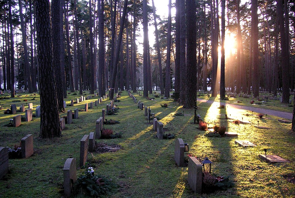 Skogskyrkogården（Sweden）