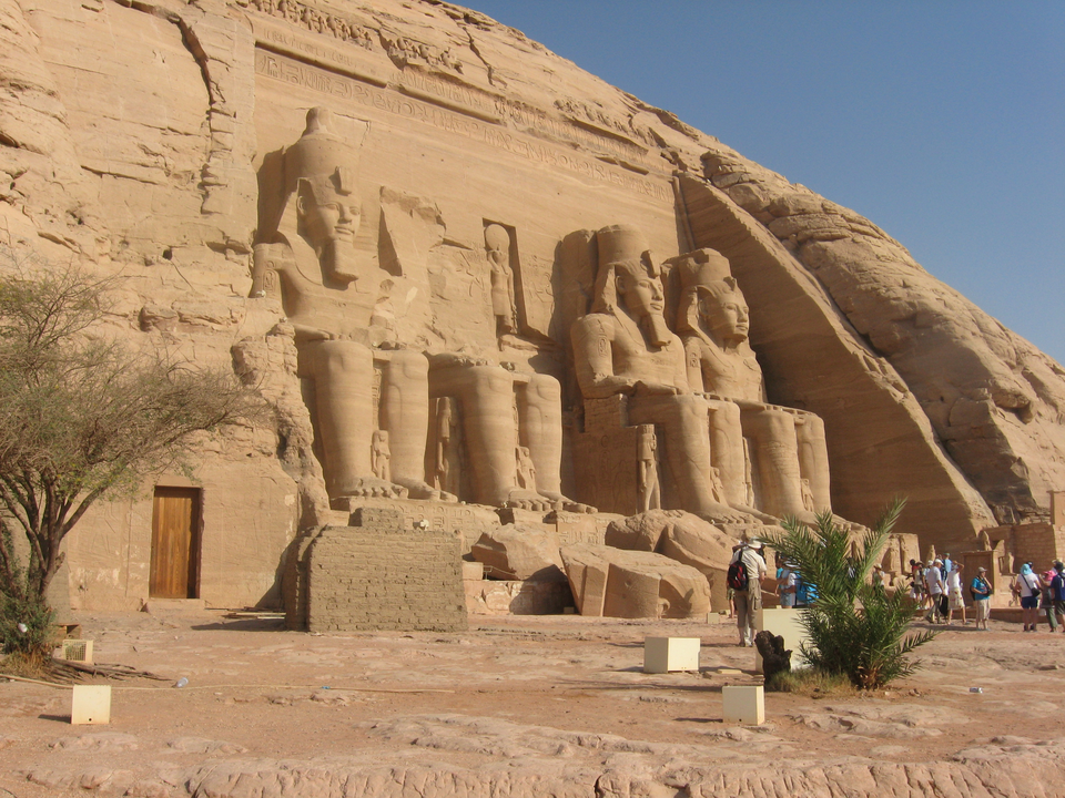 Nubian Monuments from Abu Simbel to Philae（Egypt）