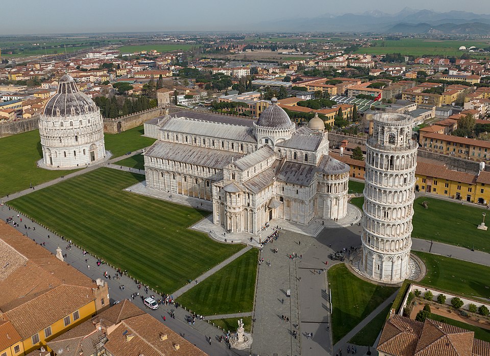 Piazza del Duomo, Pisa（Italy）