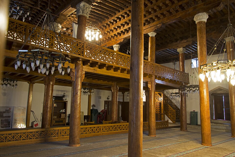 Wooden Hypostyle Mosques of Medieval Anatolia（Turkey）