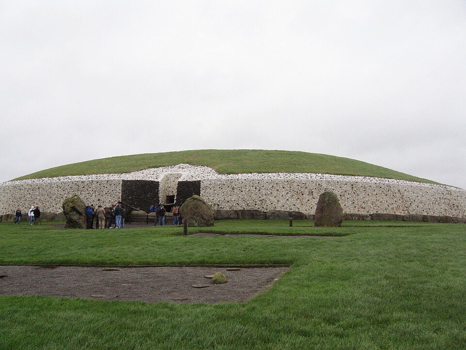 Brú na Bóinne（Ireland）