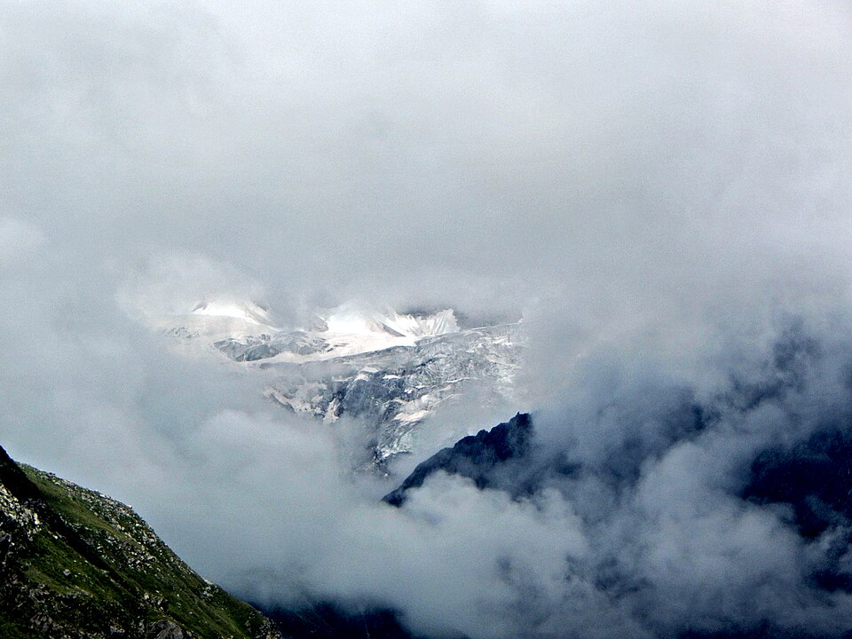 Nanda Devi and Valley of Flowers National Parks（India）