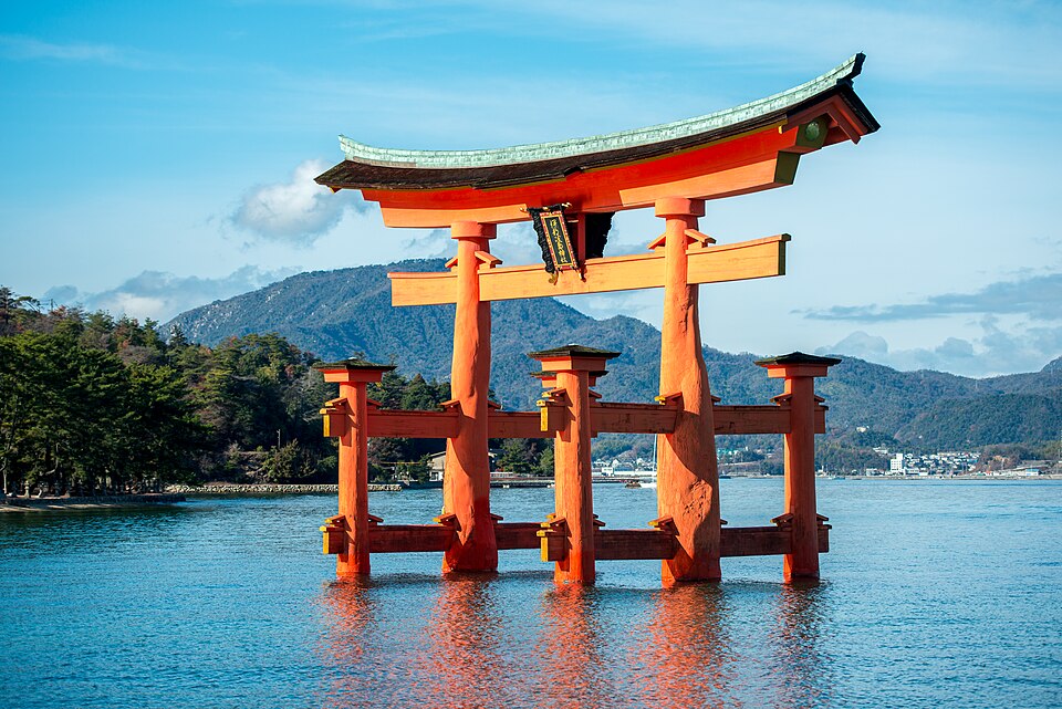 Itsukushima Shrine（Japan）