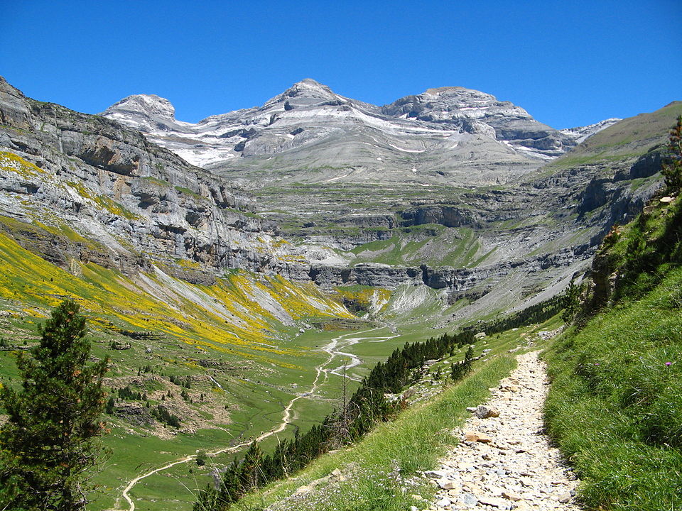 Pyrénées – Mont Perdu World Heritage Site（Spain）