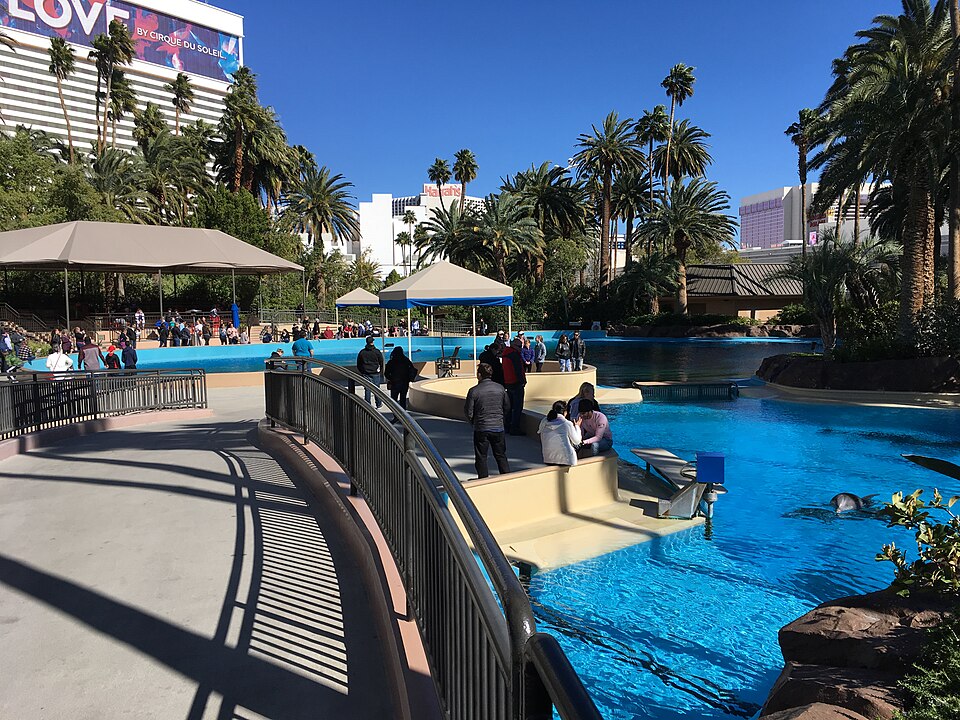 Siegfried & Roy's Secret Garden and Dolphin Habitat（United States）